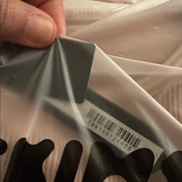 Skims x Nike Ribbed Seamless Short Sleeve Top - Picture 6 of 8